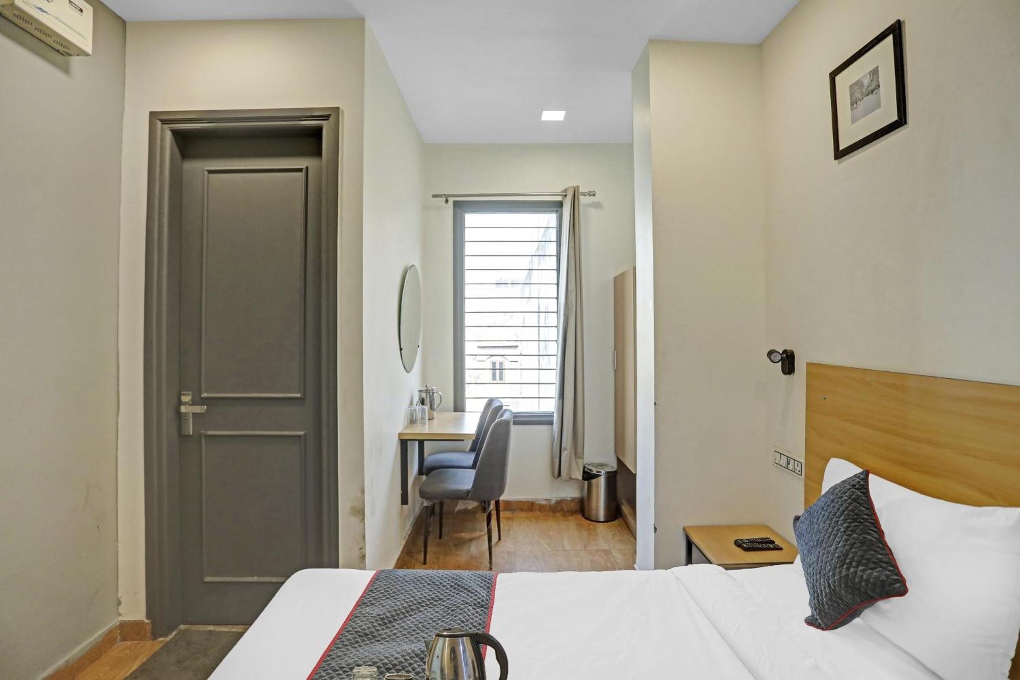 Hotel Super Townhouse Mannat Rohini 16 Delhi  Exterior foto